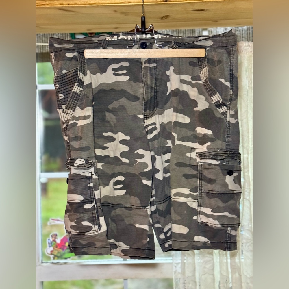Men's Camo Cargo Shorts